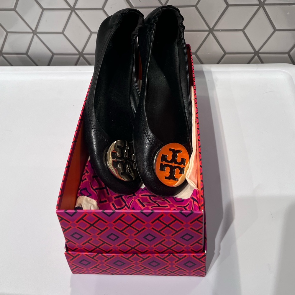 Tory Burch Minnie Travel Ballet Flat in Black